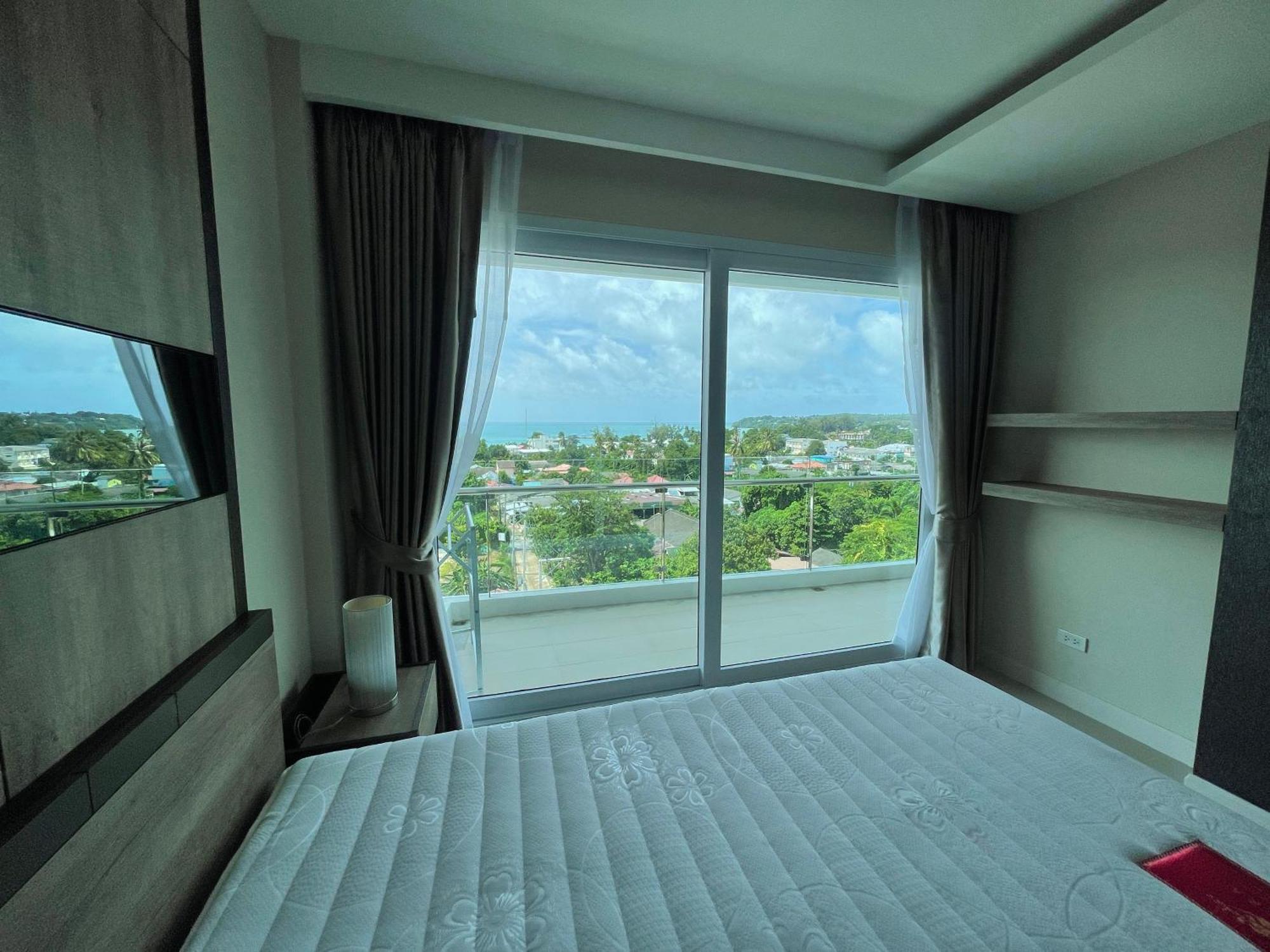 Babylon Sky Garden Otel Rawai Oda fotoğraf